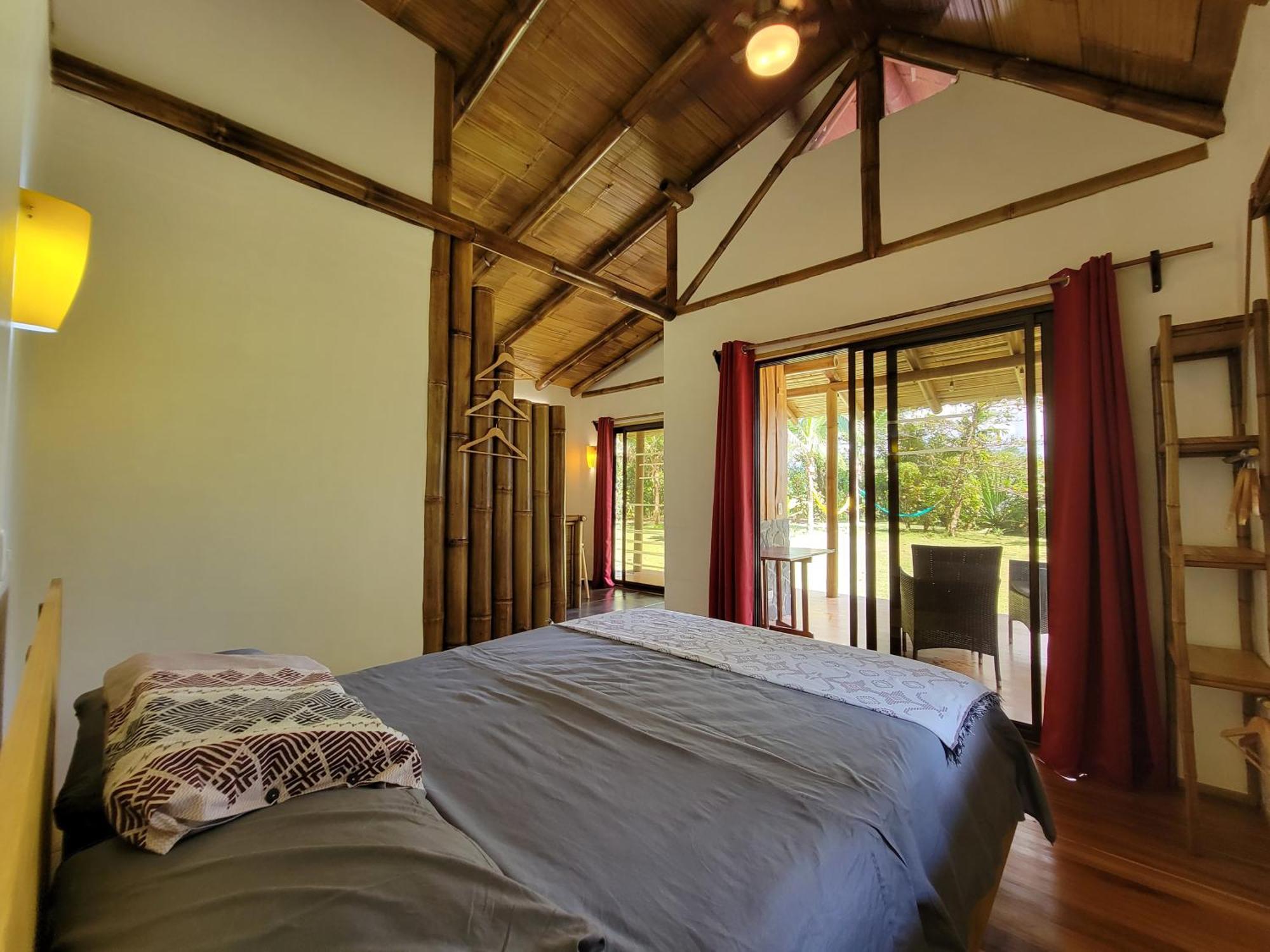 Corcovado Guest House Drakes Bay Екстериор снимка
