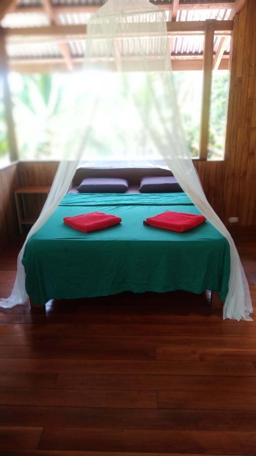 Corcovado Guest House Drakes Bay Екстериор снимка